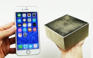 Mohou magnety poškodit elektroniku?