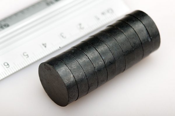 Feritový magnet válec 20x5 mm - Y30BH