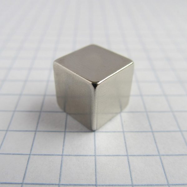 Neodymový magnet kostka 10x10x10 mm - N38