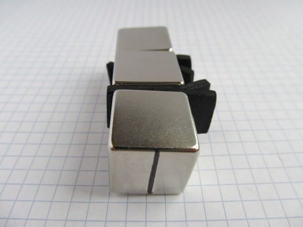Neodymový magnet kostka 20x20x20 mm - N38