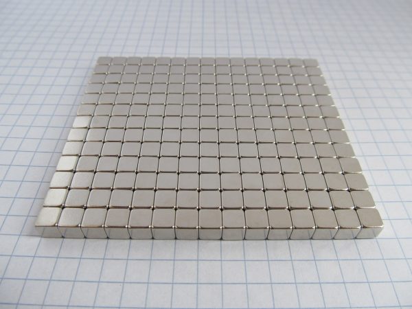 Neodymový magnet kostka 5x5x5 mm - N35