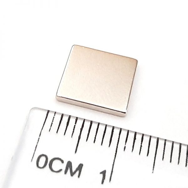 Neodymový magnet kvádr 10x10x1,2 mm - N38