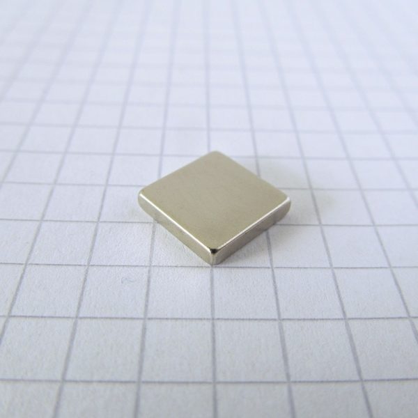 Neodymový magnet kvádr 10x10x2 mm - N38