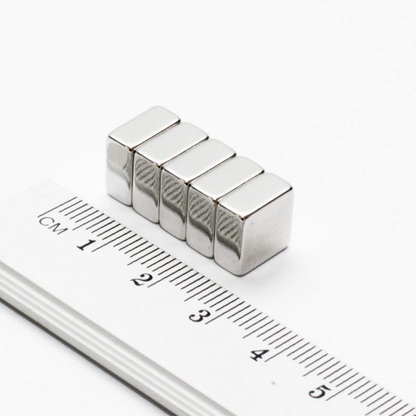 Neodymový magnet kvádr 10x10x5 mm - N42