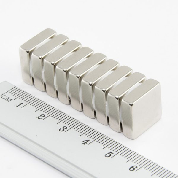 Neodymový magnet kvádr 15x15x5 mm - N38