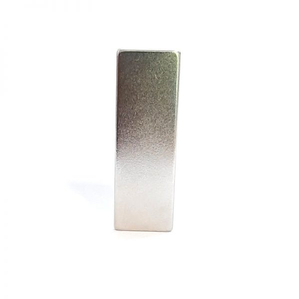 Neodymový magnet kvádr 30x10x1,5 mm -N38