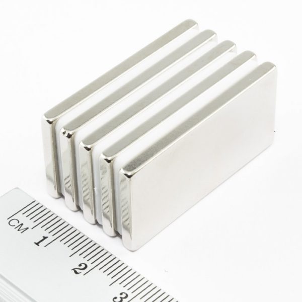 Neodymový magnet kvádr 40x20x3 mm - N38