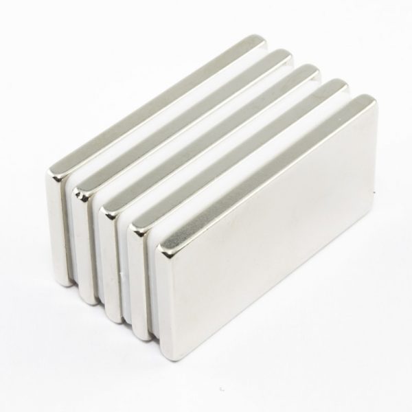Neodymový magnet kvádr 40x20x3 mm - N38