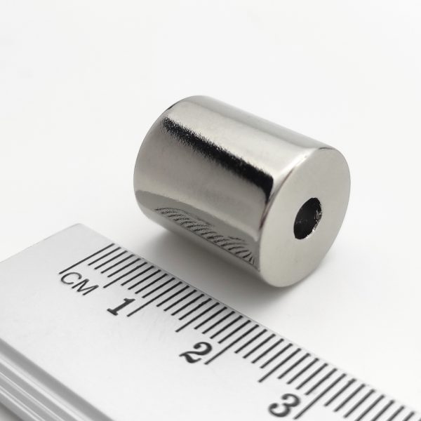 Neodymový magnet prsten 15-4,3/9,5x17,5 mm (diametrální magnetizace) - N52