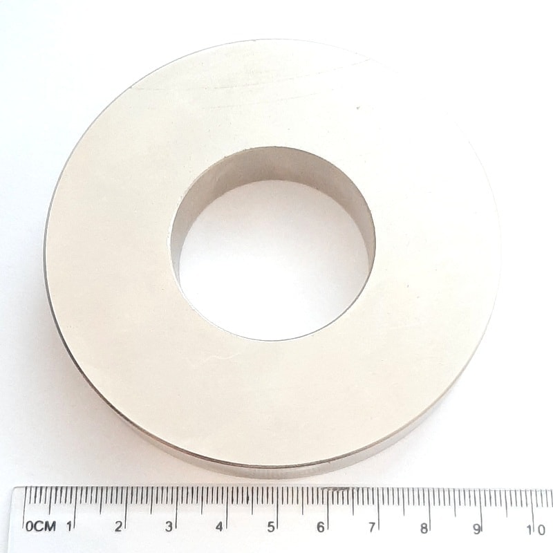 Neodymový magnet prsten 90-40x15 mm - N52