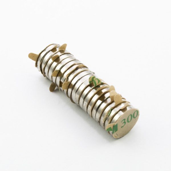 Neodymový magnet válec 12x2 mm se samolepkou - N30