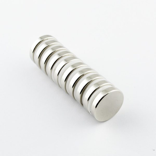 Neodymový magnet válec 15x2,7 mm - N30