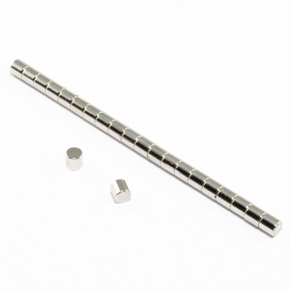 Neodymový magnet válec 3X3 mm - N38