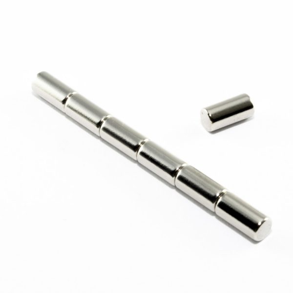 Neodymový magnet válec 5x10 mm - N38