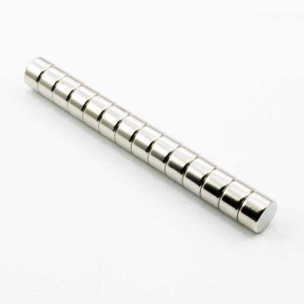 Neodymový magnet válec 8x3 mm - N38