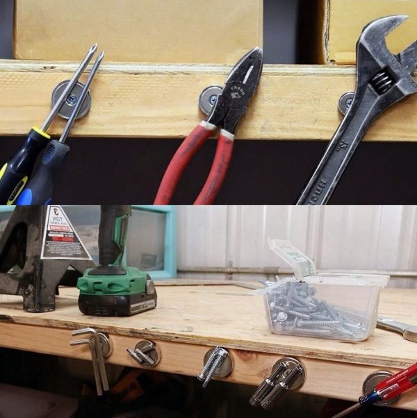 Magnet v pouzdře s dírou pro šroub 25x8 mm