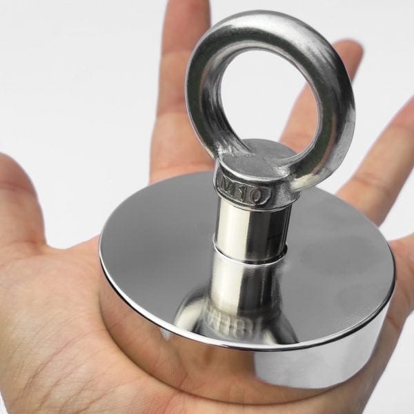 Magnet s okem - síla 290 kg