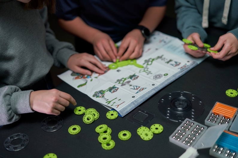 Magnetická stavebnice Geomag Mechanics Motion 96 dílů - pohyblivé prvky