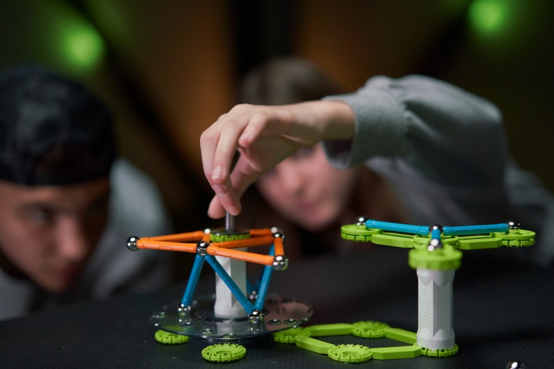 Magnetická stavebnice Geomag Mechanics Motion 96 dílů - pohyblivé prvky