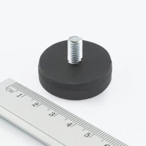 Magnet v pouzdře s vnějším závitem 31x6 mm pogumovaný M6