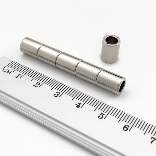 neodymovy magnet prsten