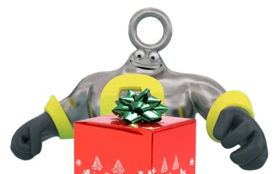 ori maskot s dárkem