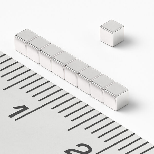 neodymový magnet kostka 2x2x2 mm