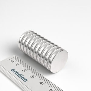 neodymový magnet válec 20x3 mm