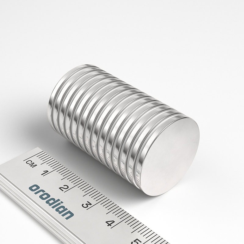 neodymový magnet válec 25x2 mm