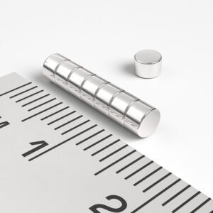 neodymový magnet válec 3x2 mm