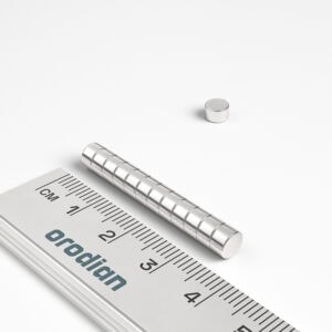 neodymový magnet válec 5x3 mm