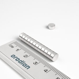 neodymový magnet válec 6x3 mm