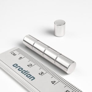 neodymový magnet válec 8x10 mm