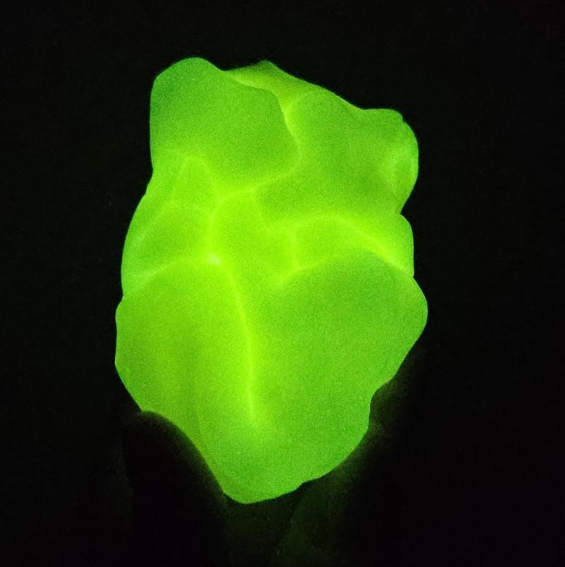 Inteligentní plastelína – svítící – neonově žlutá