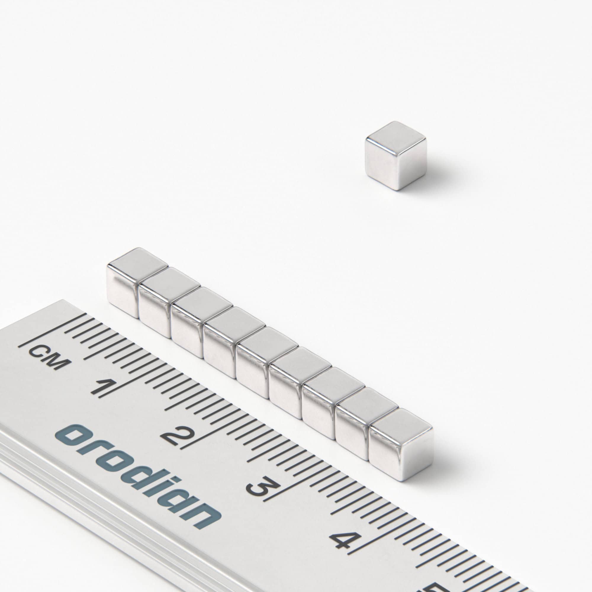 Neodymový magnet kostka 4×4×4 mm - N42