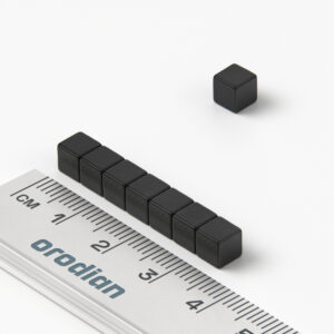 Neodymový magnet kostka 5×5×5 mm epoxy - N35