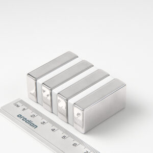 Neodymový magnet kvádr 40×20×10 mm - N52