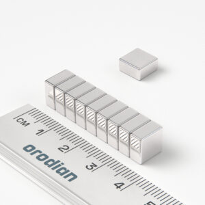 Neodymový magnet kvádr 8×8×4 mm - N38