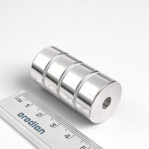 Neodymový magnet prsten 22-6×10 mm - N38