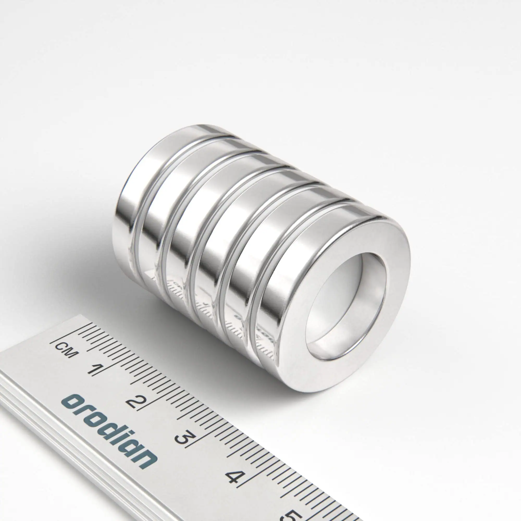 Neodymový magnet prsten 26,75-16×5 mm – N42