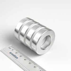 Neodymový magnet prsten 40-22×10 mm - N38
