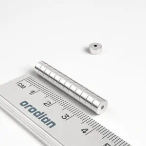 Neodymový magnet prsten 6-1,5×3 mm - N38