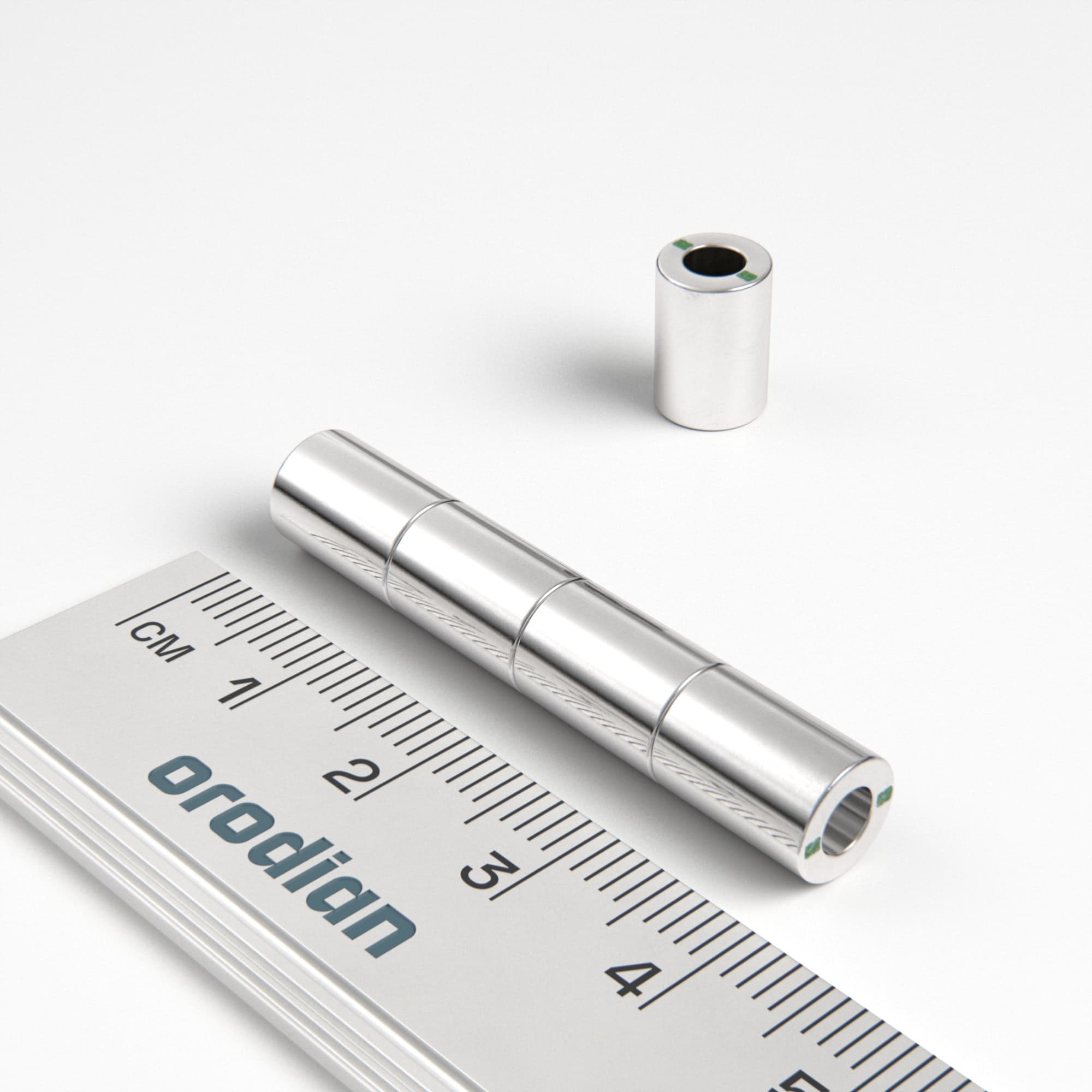 Neodymový magnet prsten 7-3,7×10 mm - N42