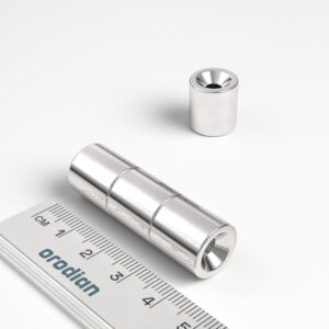 Neodymový magnet válec 12,9×14 mm s dírou M4 (diametrální magnetizace) - N42