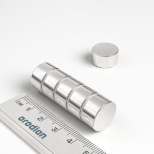Neodymový magnet válec 15×8 mm - N42