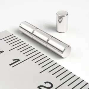 Neodymový magnet válec 3×5 mm - N38