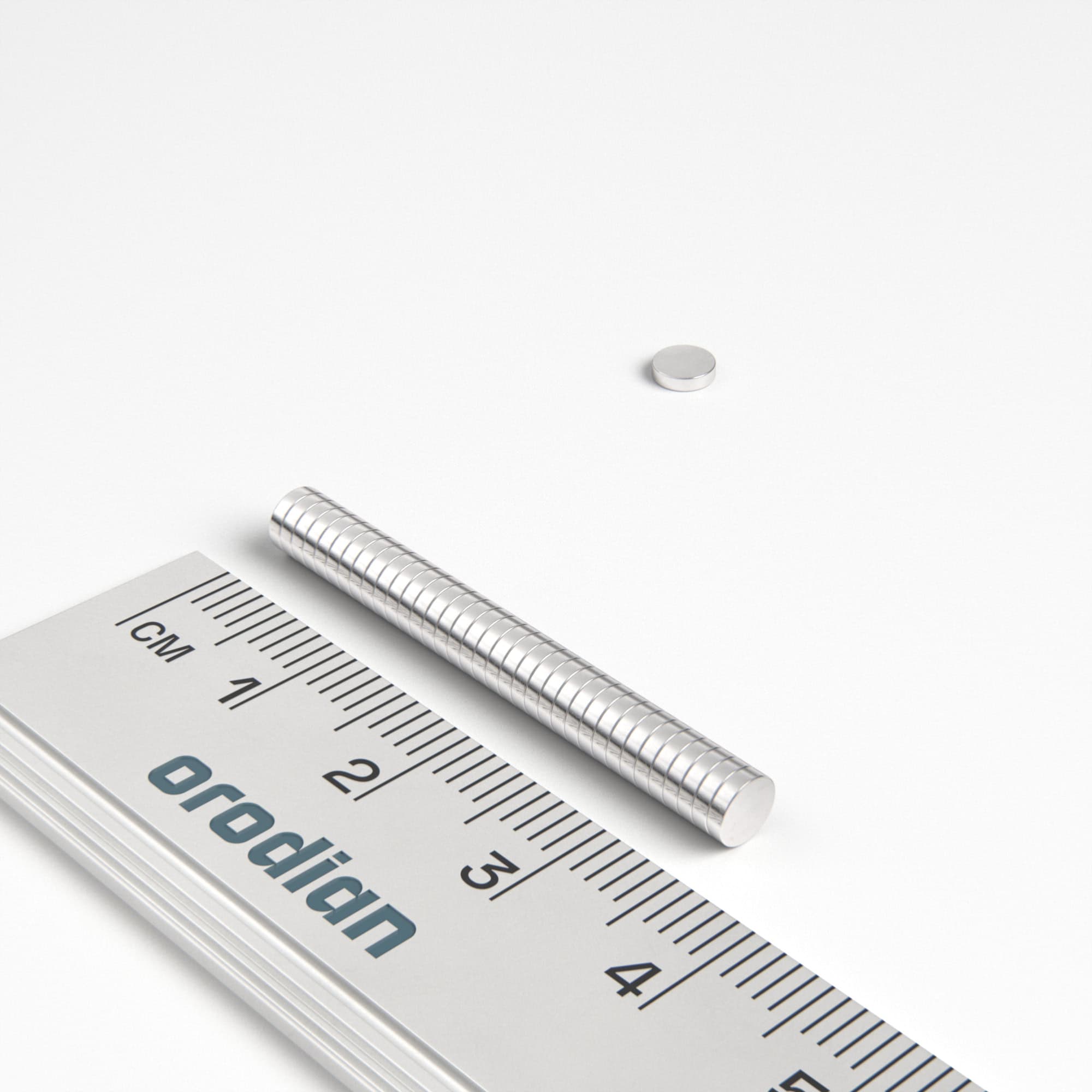 Neodymový magnet válec 4×1 mm - N52