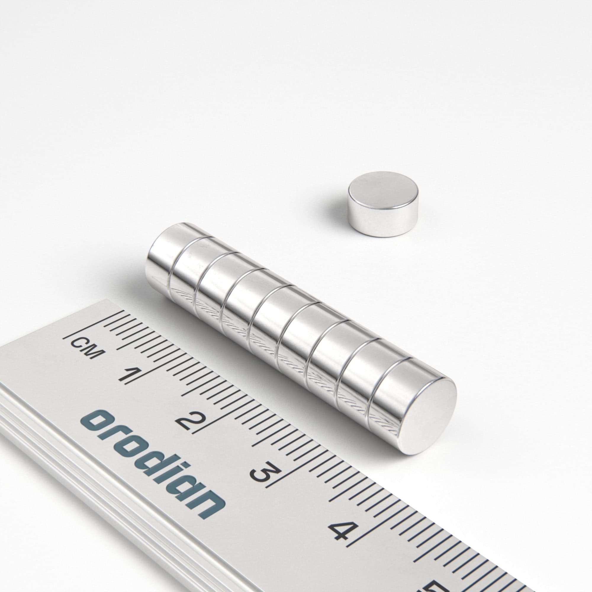 Neodymový magnet válec 8×4 mm - N38