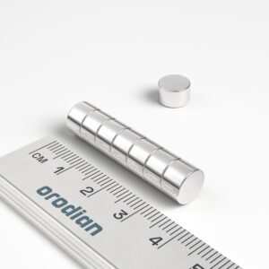 Neodymový magnet válec 8×5 mm - N38